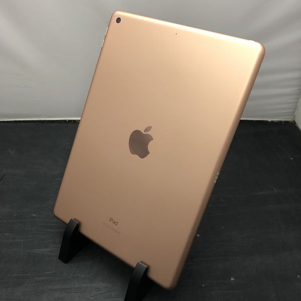 APPLE 〔中古〕iPad (第8世代) Wi-Fiモデル 32GB ゴールド