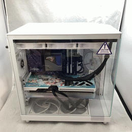 〔中古〕自作PC(Corei7-13700KF,RTX4070Ti) インテル® Core™ i7-13700KF プロセッサー/DDR5 32GB/2TB SSD×3 + 1TB SSD×2 + 4TB HDD/GeForce RTX 4070Ti/Windows 11 Home(中古保証3ヶ月間)