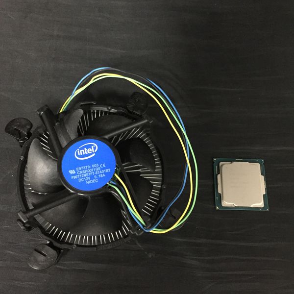 Intel 〔中古〕インテル® Core™ i7 プロセッサー -8700 BOX