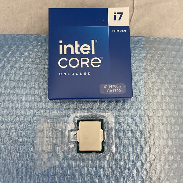 インテル(Intel)|Core i7-14700K BOX|使用極小 Intel 〔中古〕インテル® Core™ i7 プロセッサー -14700K BOX