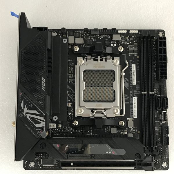 ROG STRIX B650E-I GAMING WIFI 中古マザーボード ASUS 〔中古〕ROG STRIX B650E-I GAMING WIFI（中古保証1ヶ月間