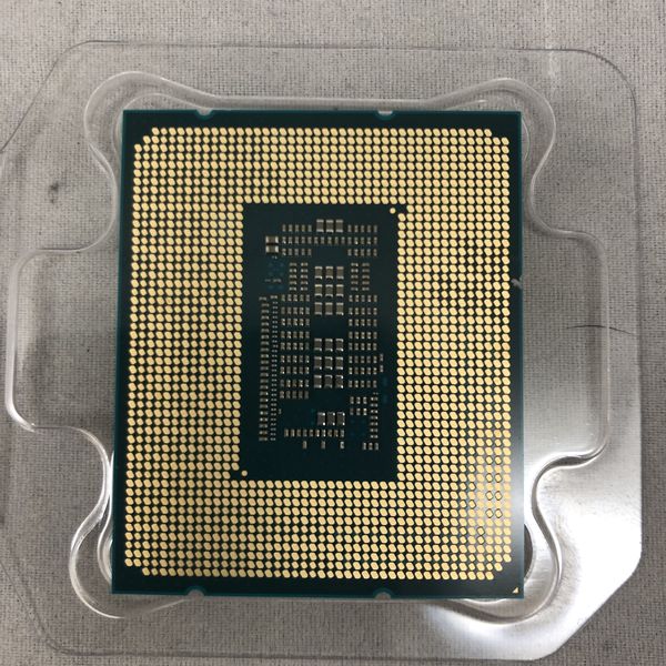 intel i5 12400 純正クーラー付き　中古品 Intel 〔中古〕インテル® Core™ i5-12400 プロセッサー BOX