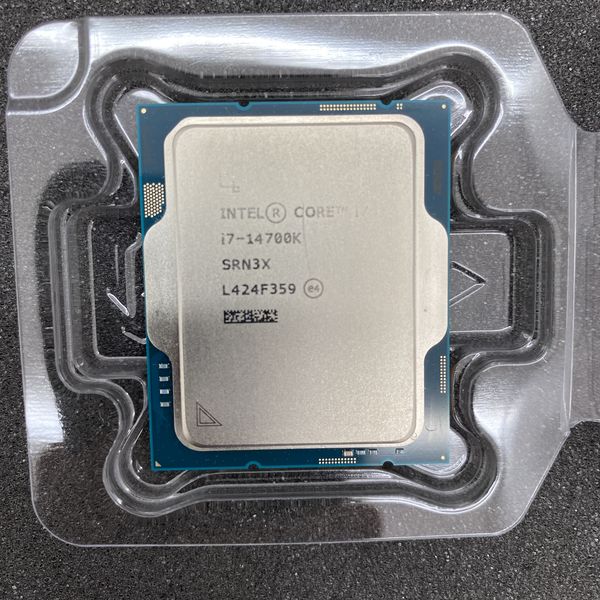 Intel 〔中古〕インテル® Core™ i7 プロセッサー -14700K BOX