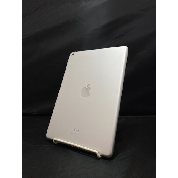 APPLE 〔中古〕iPad (第8世代) 128GB MYLE2J/A Silver Wi-Fi APPLE 〔中古〕iPad (第8世代) 128GB MYLE2J/A Silver Wi-Fi