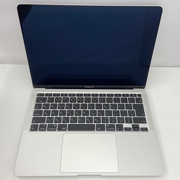 Apple MacBook シルバー　ジャンク品　修理ベース Apple MacBook Pro シルバー 本体と充電器付き ジャンク品