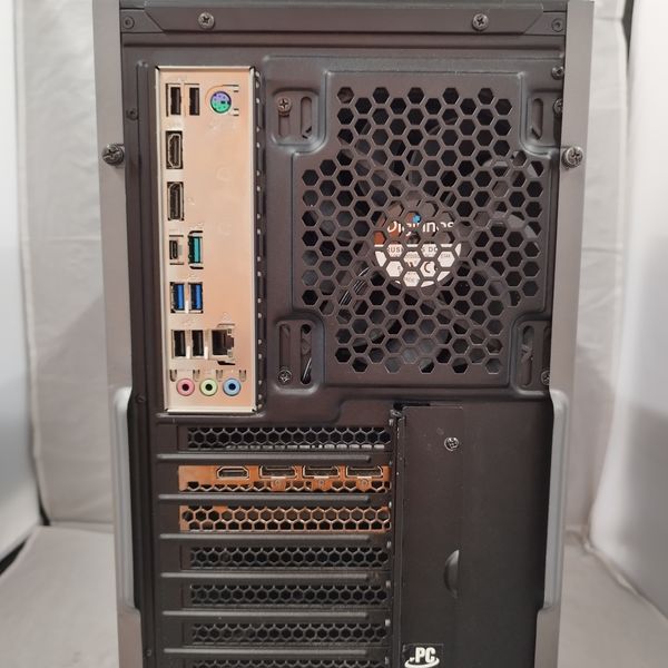 ノーブランド 〔中古〕i7-10700搭載デスク RTX3060Ti インテル® Core 