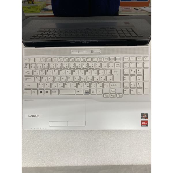 FUJITSU 〔中古〕FMV LIFEBOOK AH50/F3 FMVA50F3W Ryzen 7 5700U/8GB