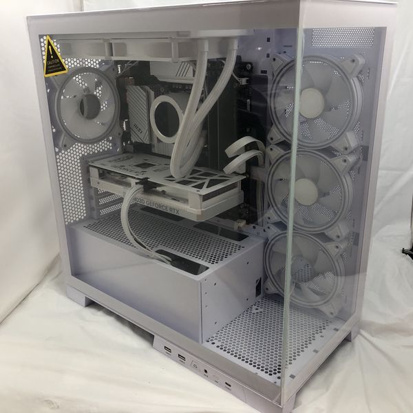 ゲーミングPC/core i5/1TB/GTXグラボ/白LED ゲーミングPC/core i5/1TB/GTXグラボ/白LED デスクトップPC