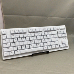 APPLE 〔中古〕Magic Trackpad MK2D3ZA/A ホワイト（中古保証1ヶ月間