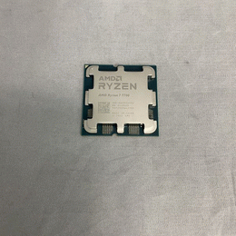 AMD 〔中古〕Ryzen7 9700X BOX 〔3.8GHz／Socket AM5〕（中古1