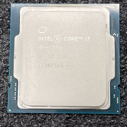 中古品 core i7 7700k CPUグリス付き+7000円でGTX1060 中古品 core i7 7700k CPUグリス付き+7000円でGTX1060 New