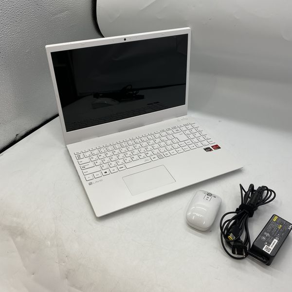美品/ホワイト】NECノートパソコン Ryzen7 4700U NEC LAVIE N1565/AAW