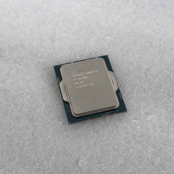 Intel 〔中古〕インテル® Core™ i7-12700K プロセッサー BOX（中古保証