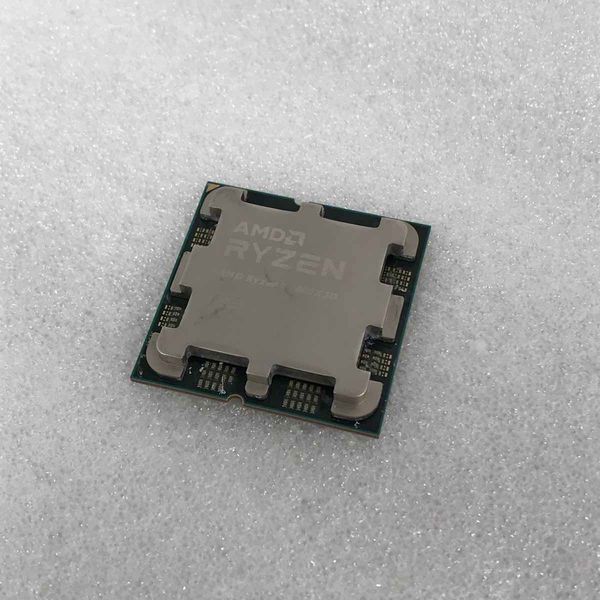 AMD 〔中古〕Ryzen7 7800X3D BOX（中古保証1ヶ月間） | パソコン工房