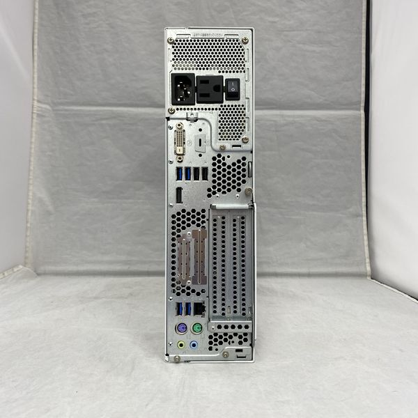 FUJITSU 〔中古〕D588V /1634 インテル® Core™ i3 プロセッサー -8100