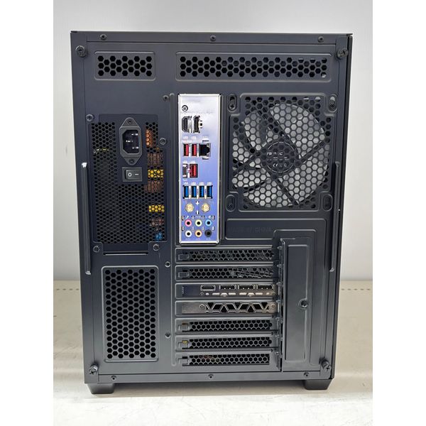 ノーブランド 〔中古〕自作PC(Ryzen7 7800X3D) Ryzen7 7800X3D/32GB