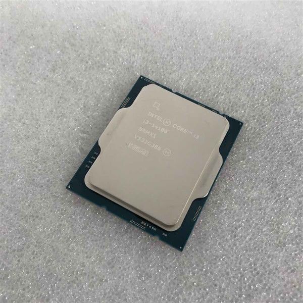 s*i様 【中古】CPU Intel Core i3-14100 Intel 〔中古〕インテル® Core™ i3 プロセッサー 14100 BOX（中古保証1