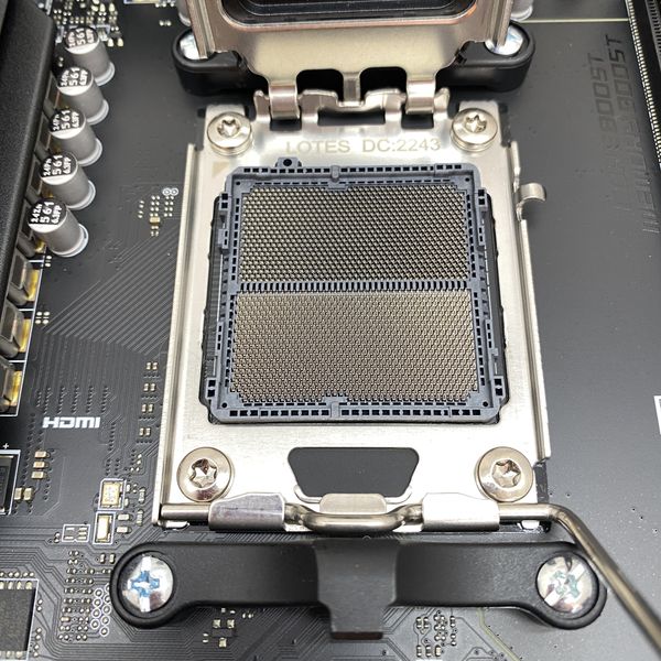 【中古・一部欠品】MAG B650M MORTAR WIFI MSI 〔中古〕MAG B650M MORTAR WIFI（中古保証1ヶ月間） | パソコン