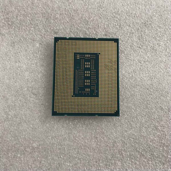 Intel 〔中古〕インテル® Core™ i9-13900K プロセッサー BOX（中古保証