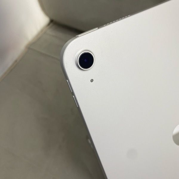APPLE 〔中古〕iPad (第11世代) Wi-Fiモデル 256GB シルバー MD4G4J/A