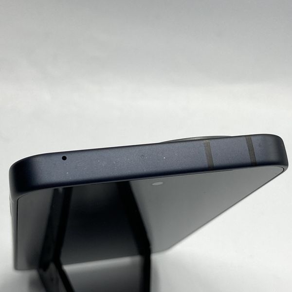 SHARP 〔中古〕AQUOS sense9 8GB/256GB SH-M29 ブラック 国内版 SIM