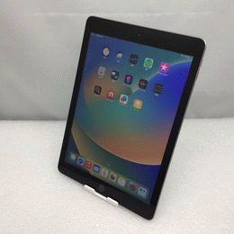 h*e様 美品 iPad Wi-Fi 128GB 第５世代 MP2H2J/A iPad 【中古iPad 今だけLightningキーボード】Apple iPad5 第5世代