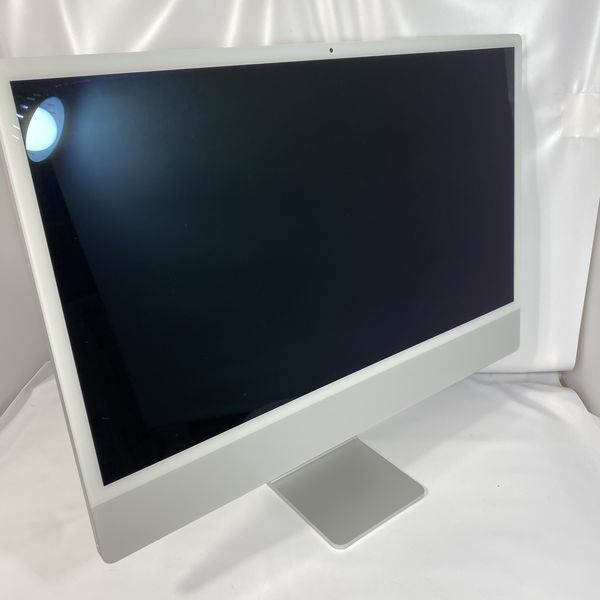 �k���ÁliMac (24-inch�M1�2021) MGPC3J/A �V���o�[ Apple M1 8�R�A CPU/8GB/256GB SSD/Apple M1 8�R�A GPU