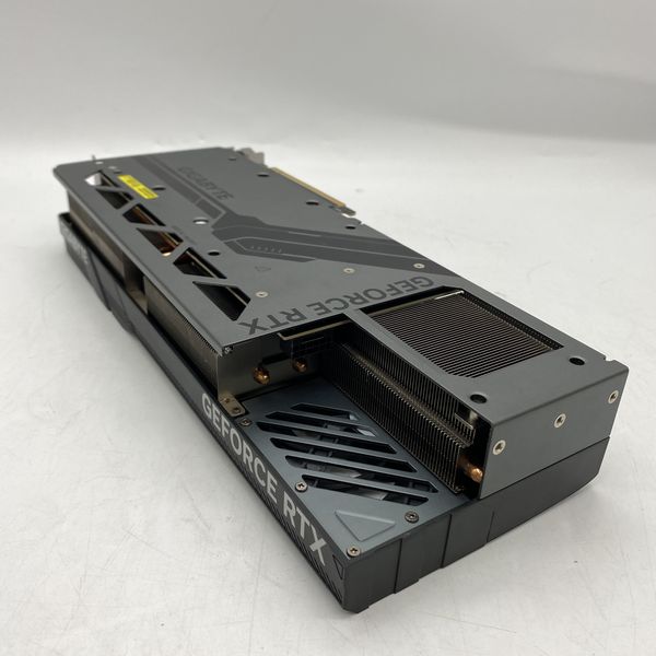 GIGABYTE 〔中古〕GeForceRTX4070TiSUPER(GV-N407TSWF3MAX-16GD)（中古