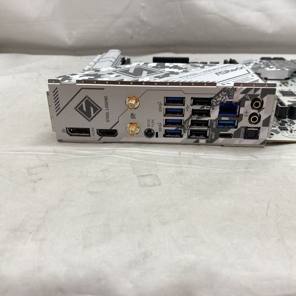 新品未開封 ASRock B650 Steel Legend WiFi 保証有 ASRock > B650E Steel Legend WiFi