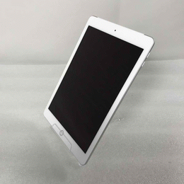 APPLE 〔中古〕iPad (第6世代) 32GB シルバー MR6P2J/A au（中古保証3