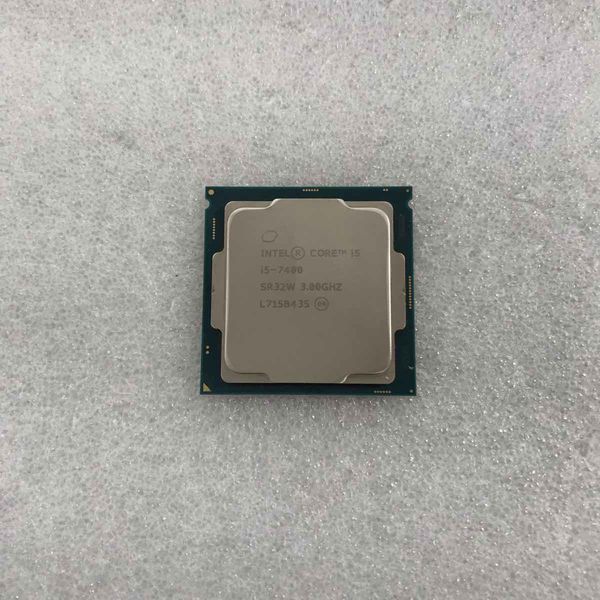 Intel 〔中古〕インテル® Core™ i5 プロセッサー 7400 Bulk（中古保証1