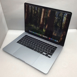APPLE 〔中古〕MacBook Air (15-inch・M4・2025) MC7C4J/A スカイ