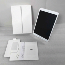 APPLE 〔中古〕iPad (第8世代) Wi-Fiモデル 32GB シルバー MYLA2J/A