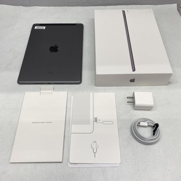 APPLE 〔中古〕iPad (第9世代) 64GB スペースグレイ MK473J/A docomo