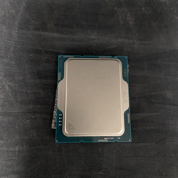 Intel 〔中古〕インテル® Core™ i7-12700KF プロセッサー Bulk（中古