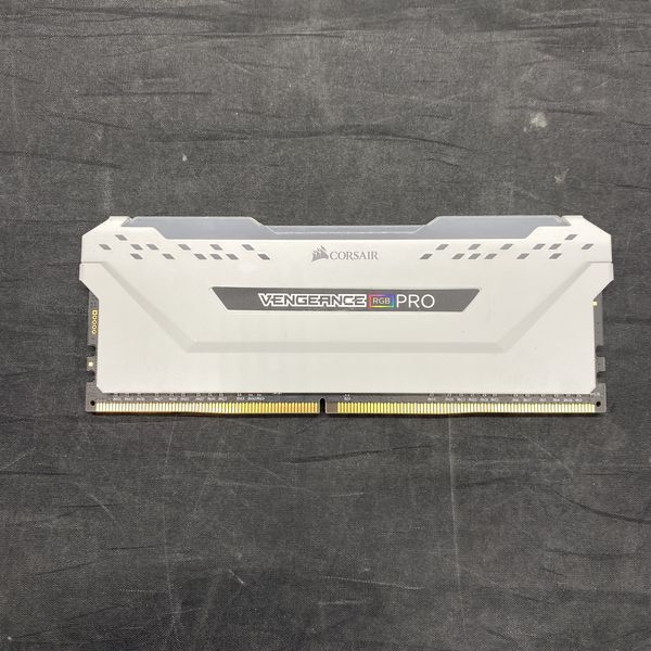 ノーブランド 〔中古〕288Pin DDR4 3600 PC4-28800 8GB for Desktop