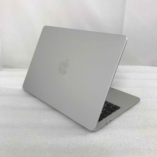 APPLE 〔中古〕MacBook Air (13-inch・M4・2025) MC654J/A シルバー