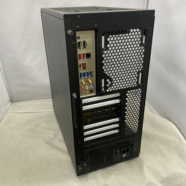 ノーブランド 〔中古〕自作パソコン Ryzen 7 9800X3D/DDR5 64GB/1TB