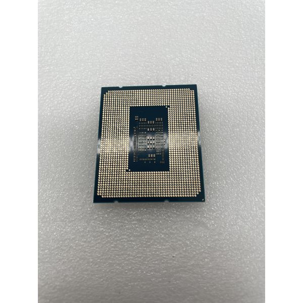 Intel 〔中古〕インテル® Core™ i5-12500 プロセッサー Bulk（中古保証