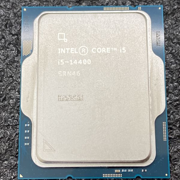 Intel 〔中古〕インテル® Core™ i5 プロセッサー 14400 BOX（中古保証1