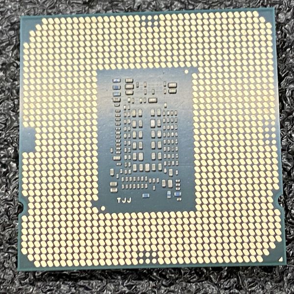 Intel 〔中古〕インテル® Core™ i5-10500T プロセッサー Bulk（中古