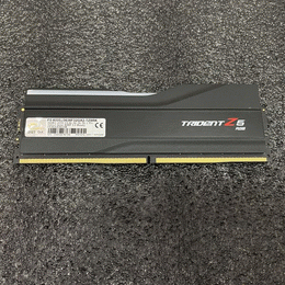 ノーブランド 〔中古〕288Pin DDR5 6000 PC5-48000 32GB for Desktop