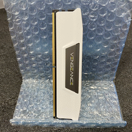 ノーブランド 〔中古〕デスクトップPC用 DDR5 6000 16GB XMP（中古保証