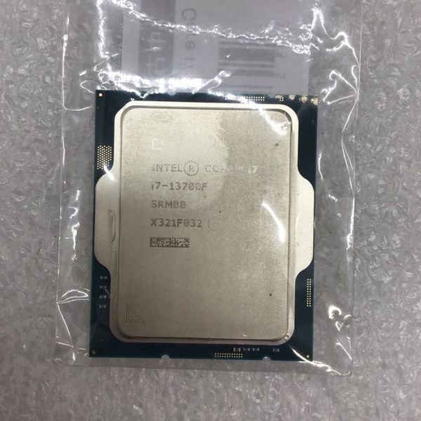 Intel 〔中古〕インテル® Core™ i7-13700F プロセッサー Bulk（中古