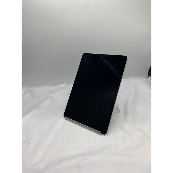 APPLE 〔中古〕iPad (第9世代) Wi-Fiモデル 64GB シルバー MK2L3J/A 