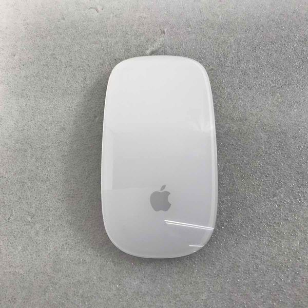 APPLE 〔中古〕Magic Mouse2 MLA02J/A シルバー（中古保証1ヶ月間