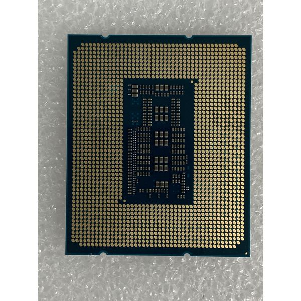 Intel 〔中古〕インテル® Core™ i7-13700K プロセッサー Bulk（中古