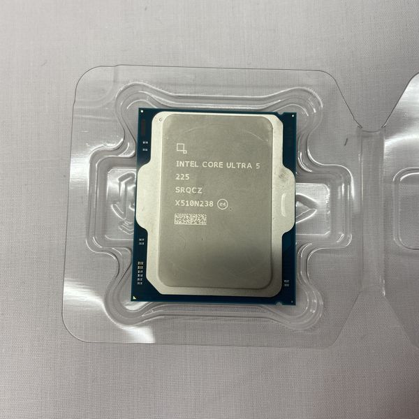 Intel Core Ultra 5 225 CPU 中古品 中古〕intel(インテル) 〔展示品〕 Core Ultra 5 225 〔3.3GHz／LGA