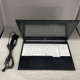 FUJITSU 〔中古〕LIFEBOOK UH09/E3 FMVU9E3WD1 シルバーホワイト Core