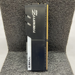 中古 DDR4-3600 8GB×4枚組 ノーブランド 〔中古〕デスクトップPC用 DDR4 3600 16GB XMP（中古保証